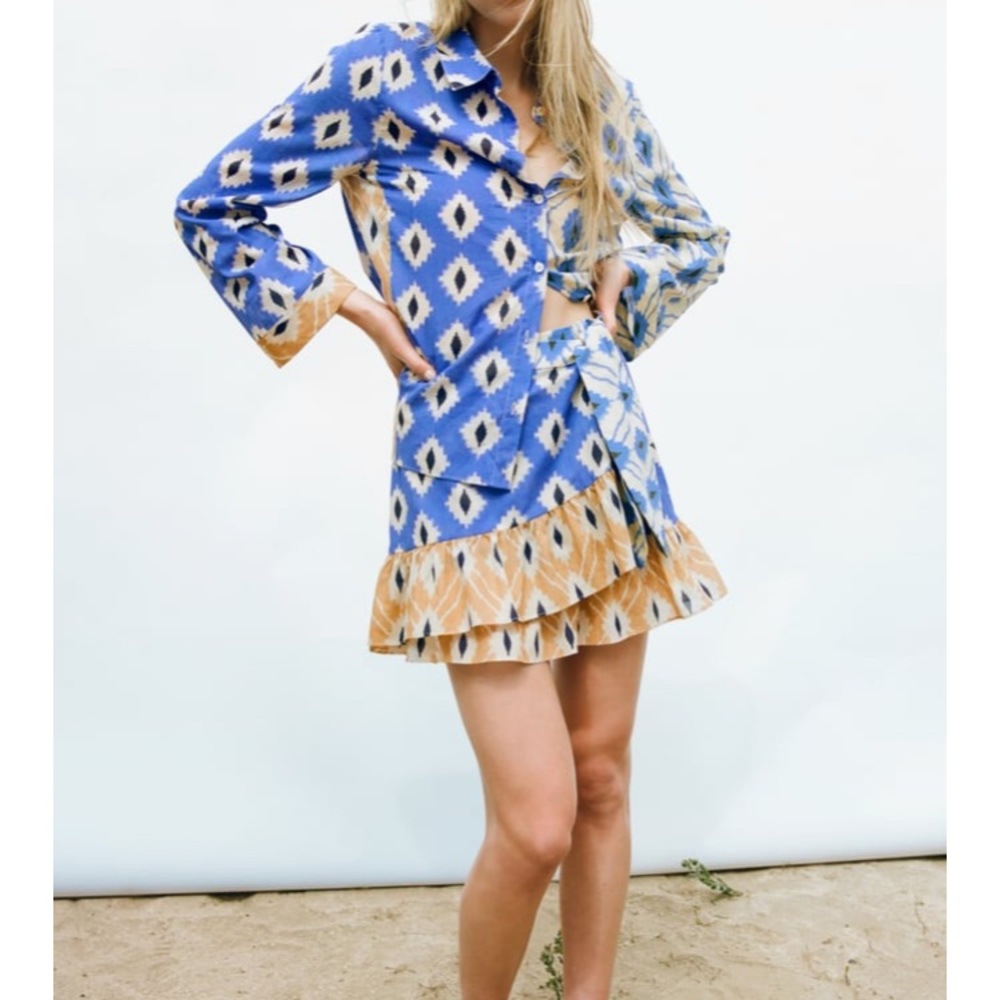 Printed blue shirt